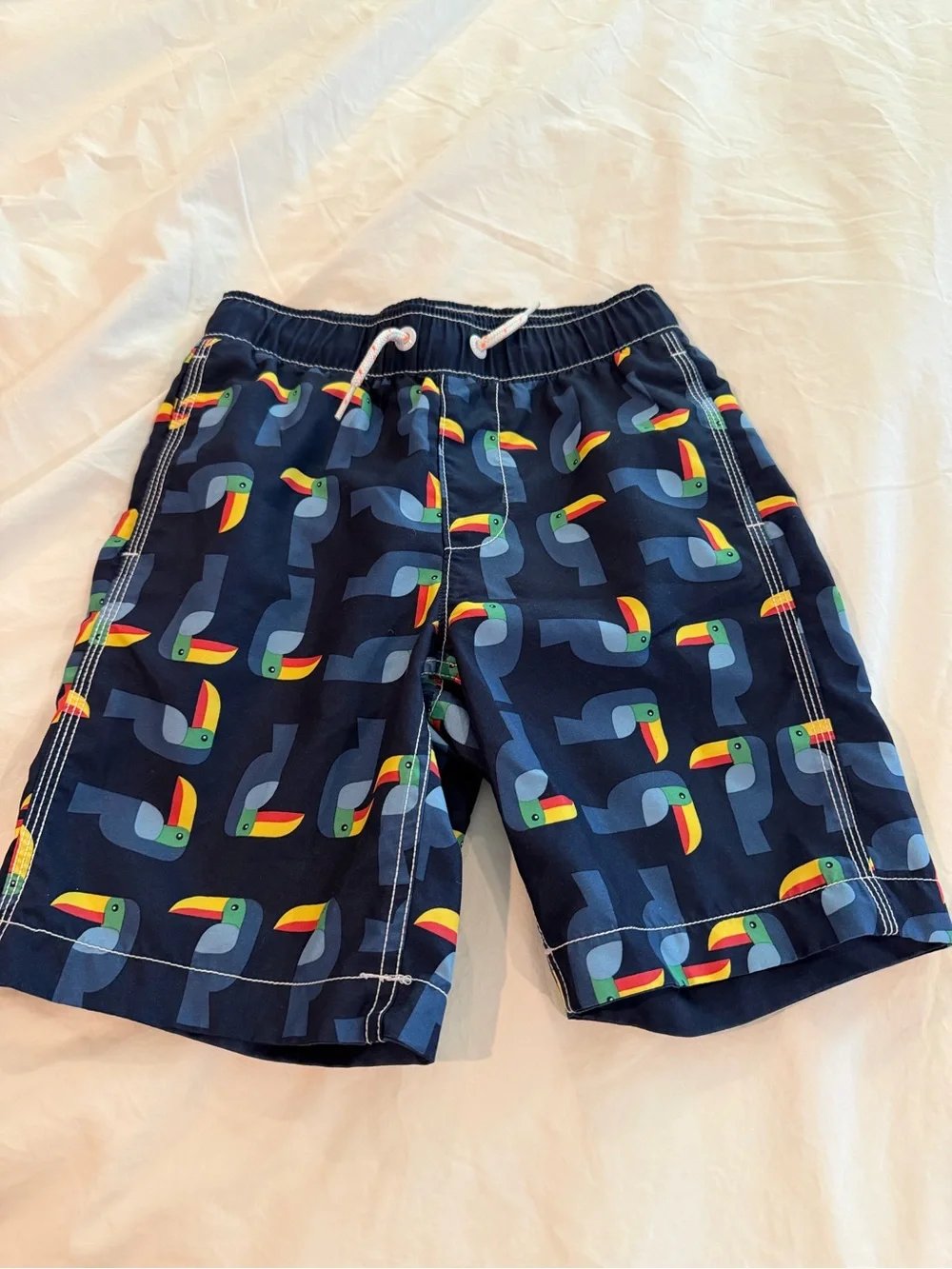 New GAP Kids White and Navy Athletic Shorts Size Small